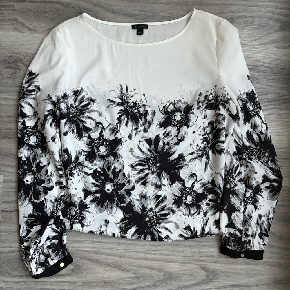 Floral Black and White Ann Taylor Women’s Top